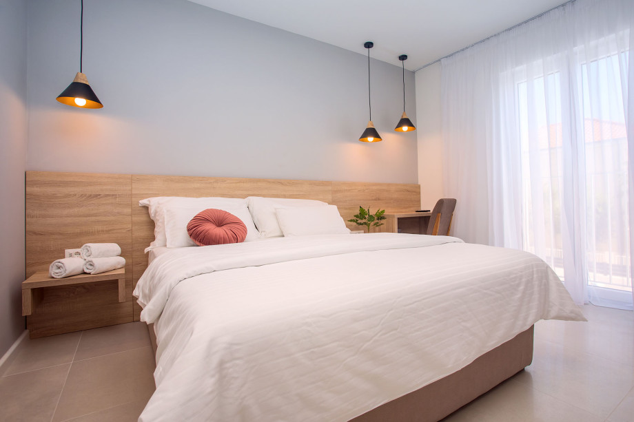 Bedroom No.3 with double bed with en-suite