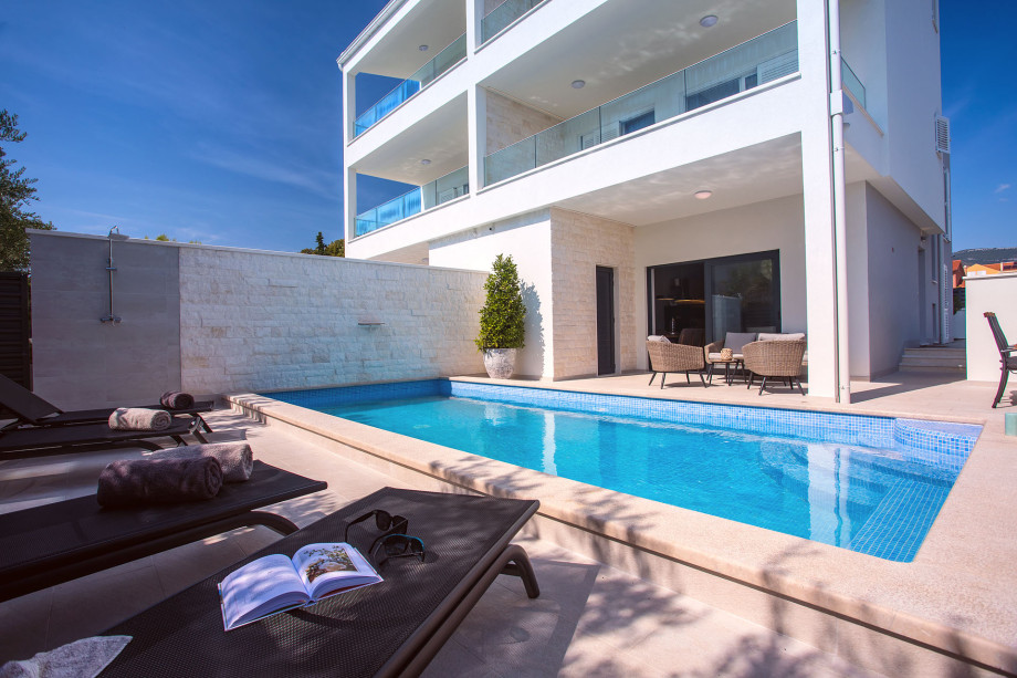 Enjoy your privacy at the pool area, only 30m from the sea