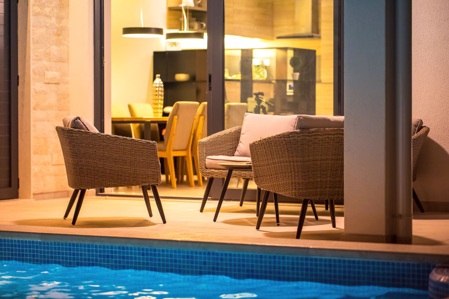 sitting area for relaxing in the evening  - enjoy a glass of wine