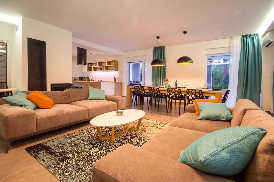 Modern and spacious living room and dining area