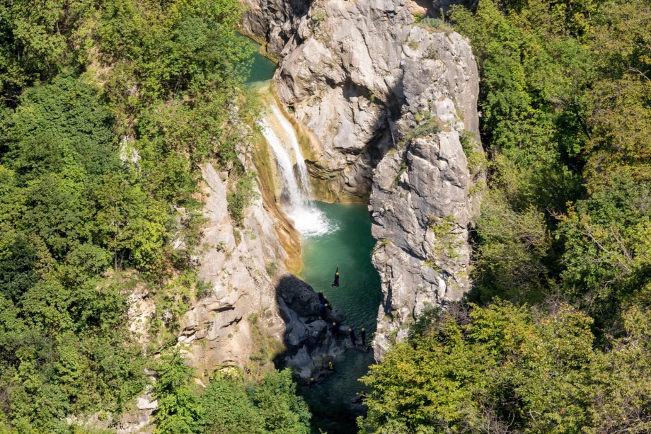 Canyoning on Cetina river