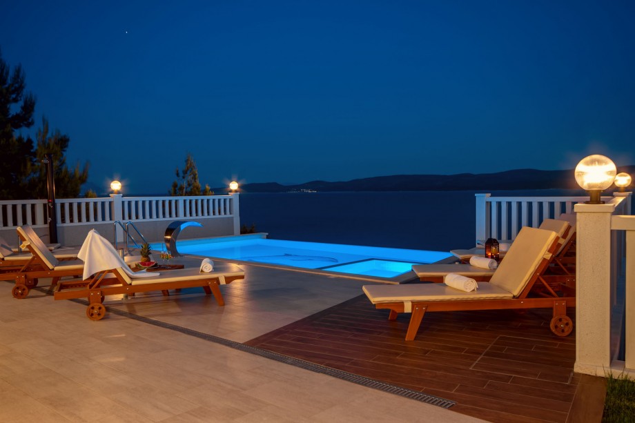 Nice lights at outdoor area make evenings more enjoyable