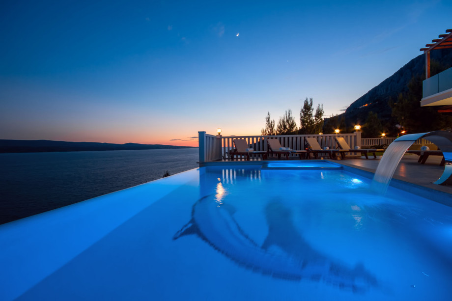 Nights at Villa Mirna, infinity pool and amazing sunset...
