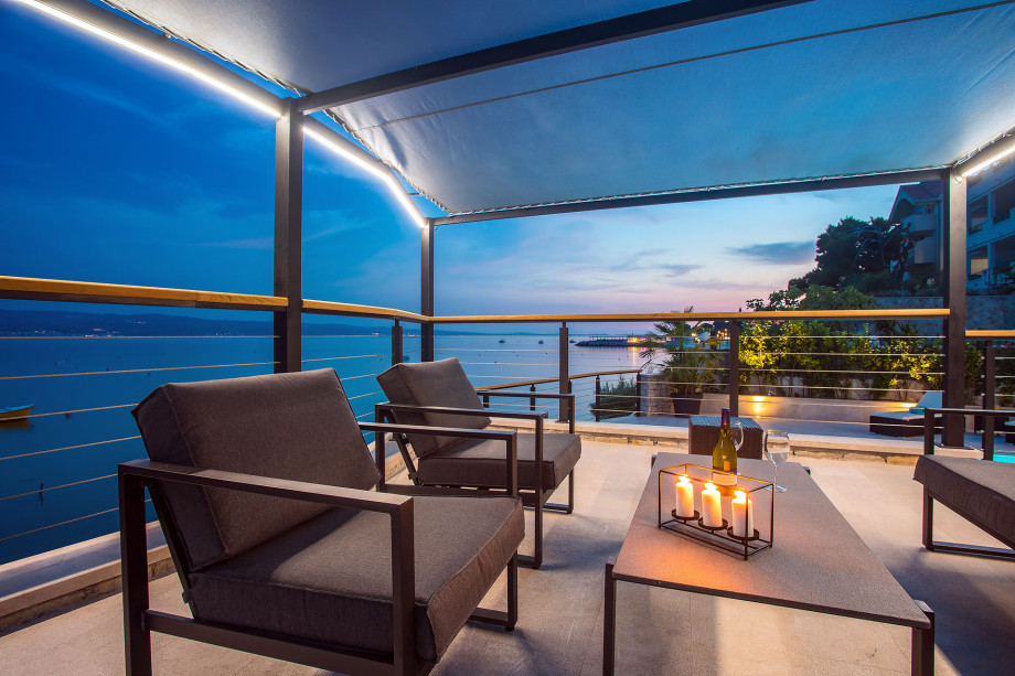 Lounge corner for perfect relaxation watching the sunset