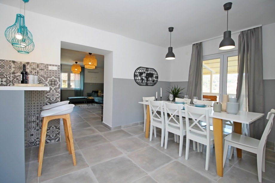 Fully equipped kitchen with dining area&exit to pool area + barbecue&Playground