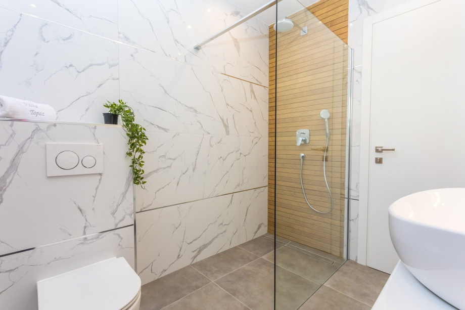 En-suite bathroom No.2 with a shower