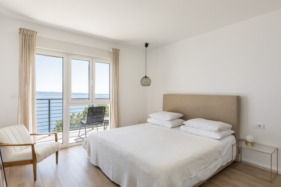 Bedroom No.1 on 1st floor with double bed and en-suite bathroom