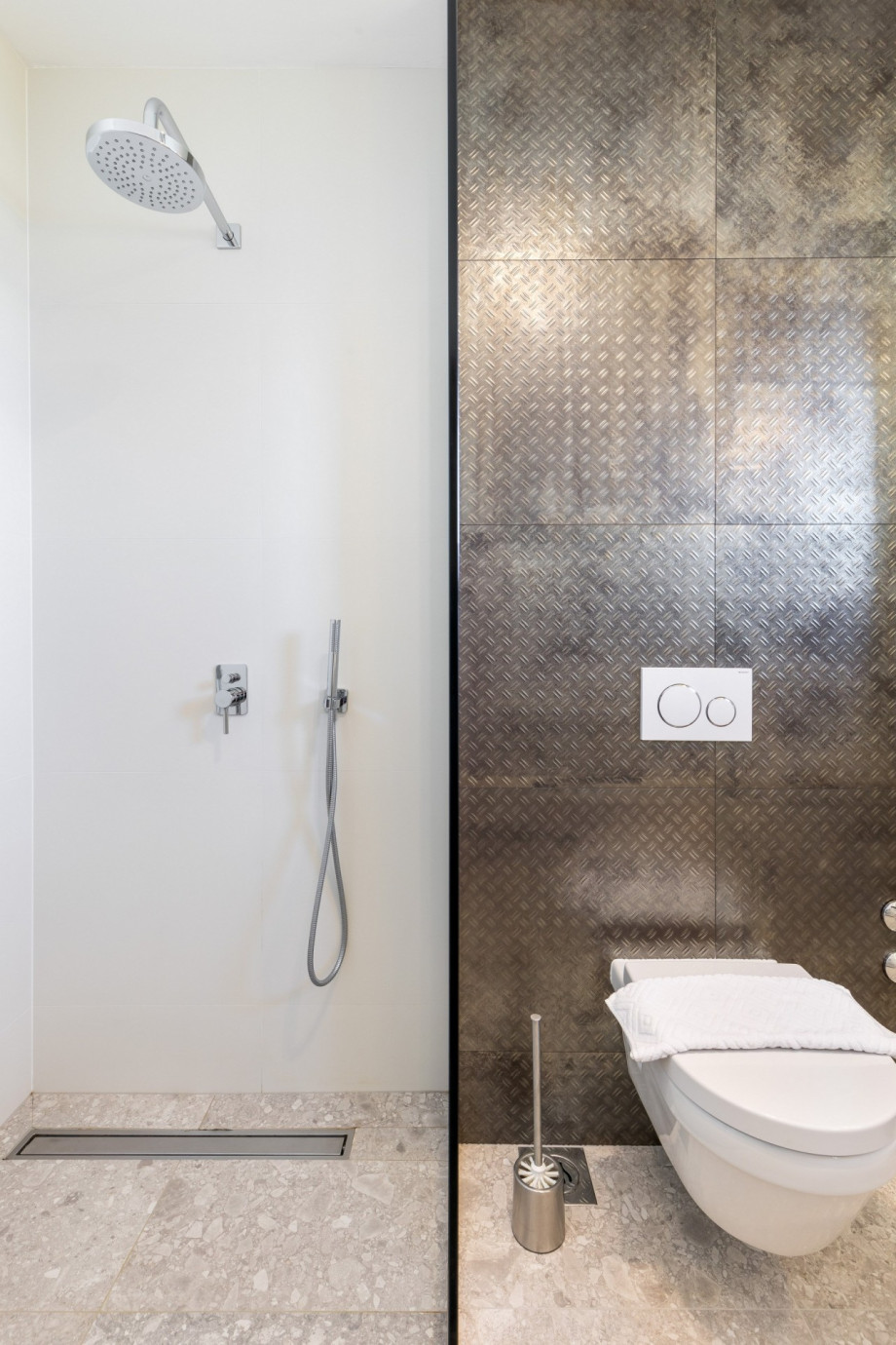 Family bathroom No.2 with shower, bedroom No.2