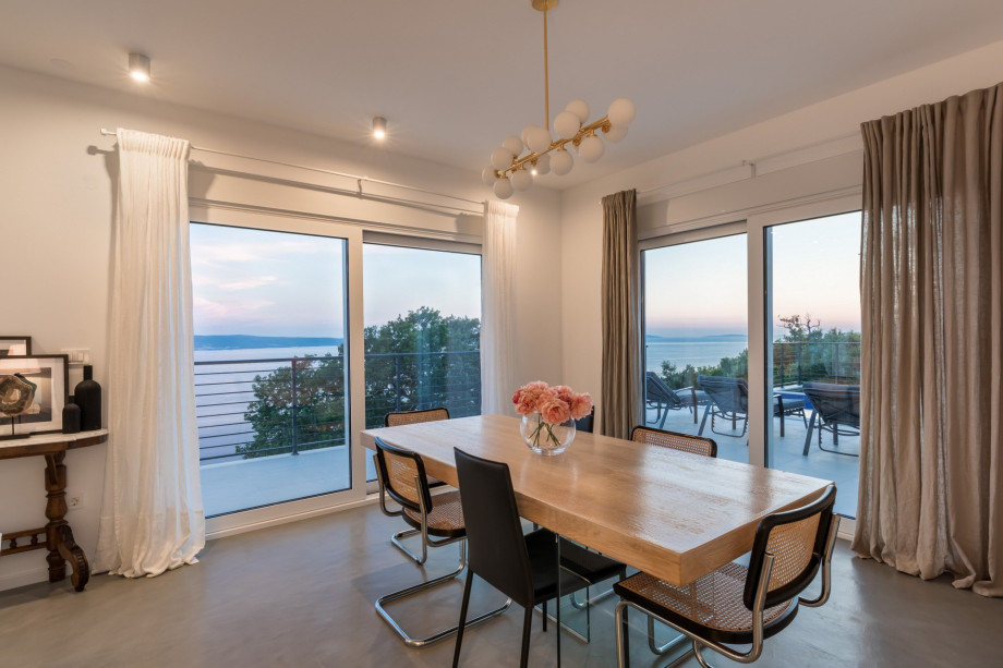 You have a sea view from every corner of the property!