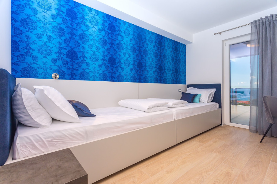 Bedroom No 7 with two single beds 90cm*200cm, A/C (ground floor)