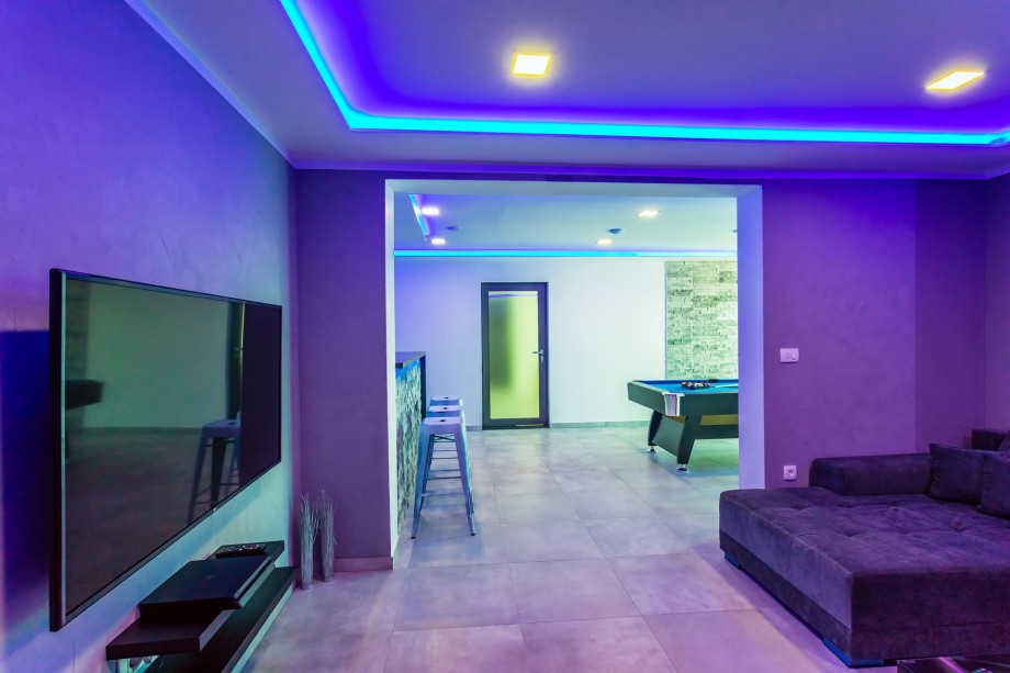 A big and comfortable sofa can extend in bed for two