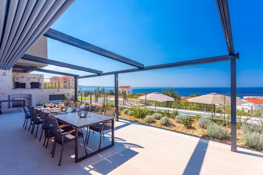 Amazing panoramic sea views from the whole property that will take your breath away
