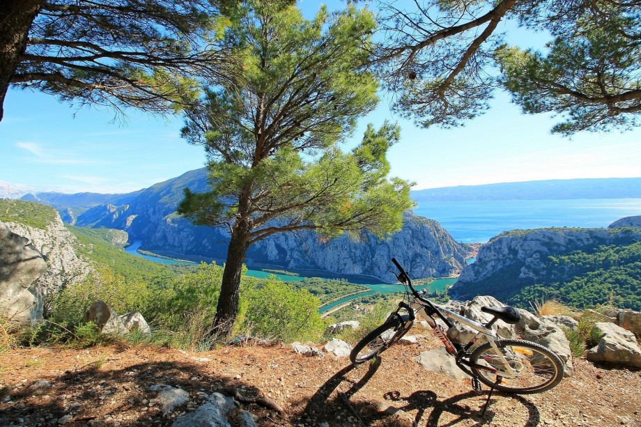 Amazing view of Omiš, river Cetina and Adriatic sea