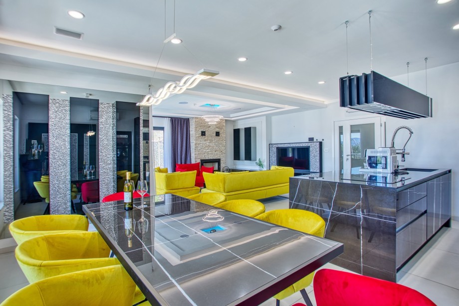 The whole house is very nicely decorated, furnished with high quality