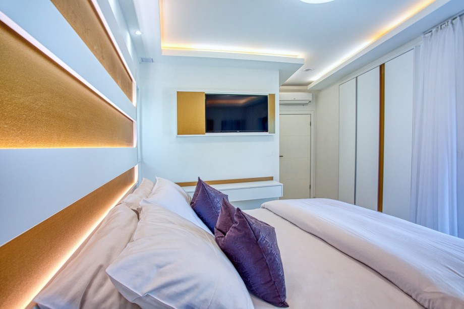 A Bedroom No1 with a double bed 160cm x 200cm, A/C, TV