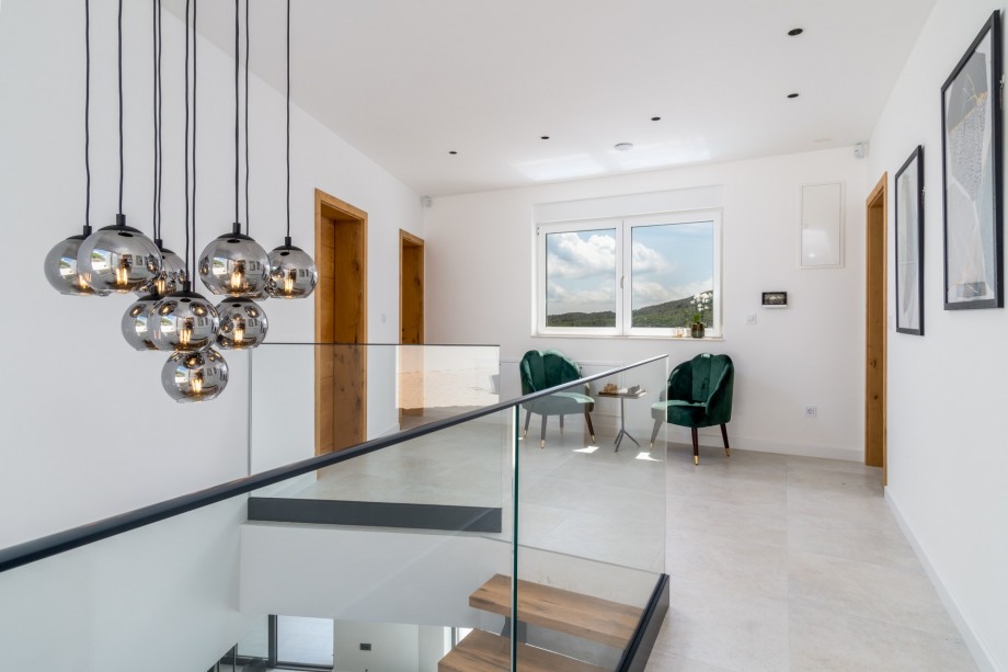 The first floor offers 4 bedrooms