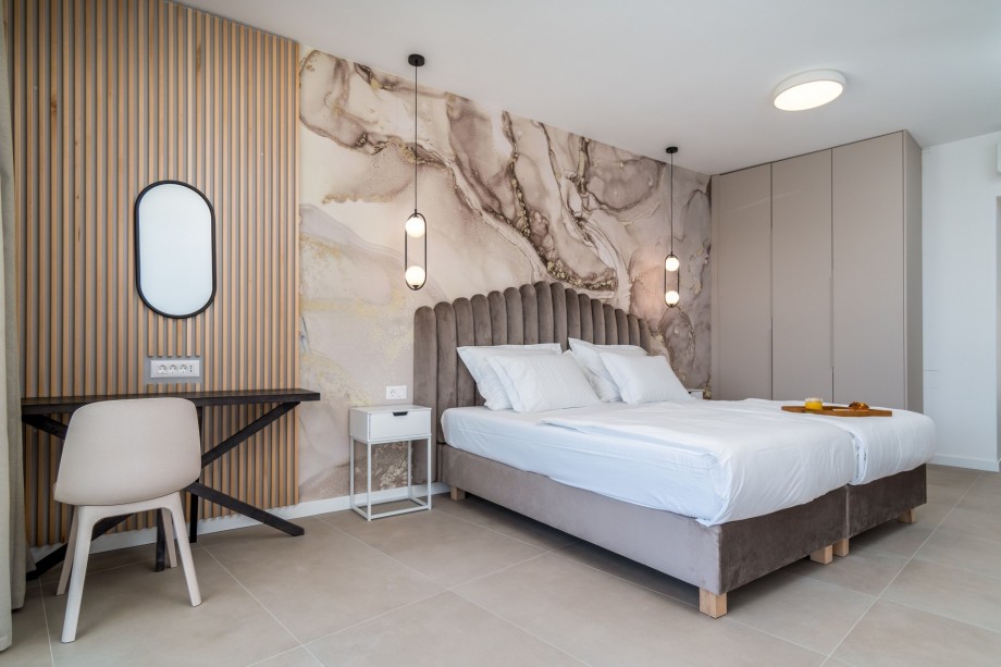 Bedroom No3 also offers A/C, TV and an en-suite bathroom