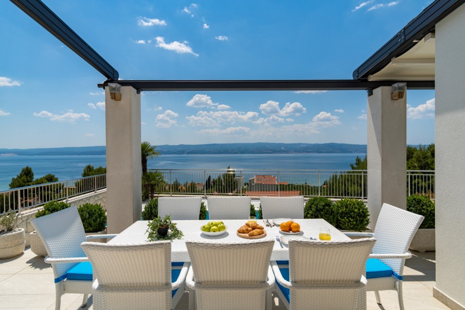 Villa Marija offers an outdoor dining area for 8 people