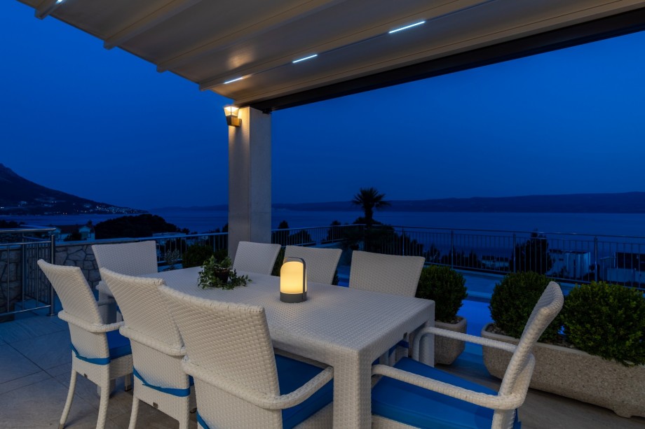 Relax and enjoy a glass of wine on hot summer evenings