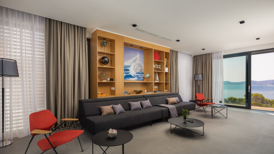 Floor-to-ceiling windows offer amazing and breathtaking sea views