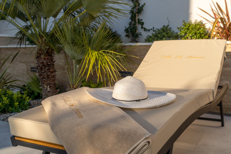 Property is fully airconditioned with free WiFi, and it can accommodate up to 8 people.