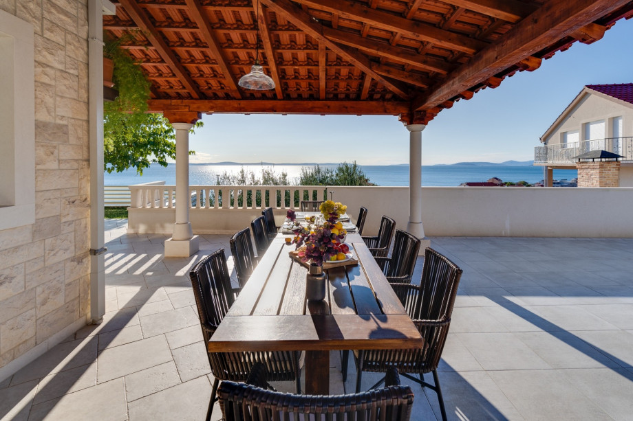 Villa MaToLi is a stylish and comfortable 250 sqm property on an 850sqm fenced plot