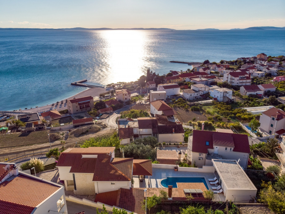 This villa is a perfect choice for a family or friend's vacation close to the beach