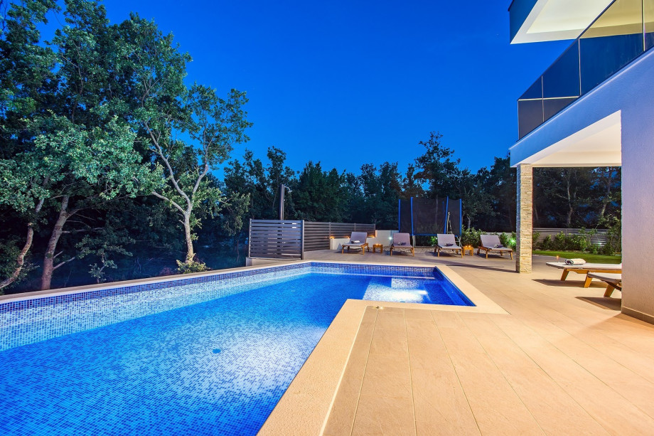 The pool area in the evening great for relaxing