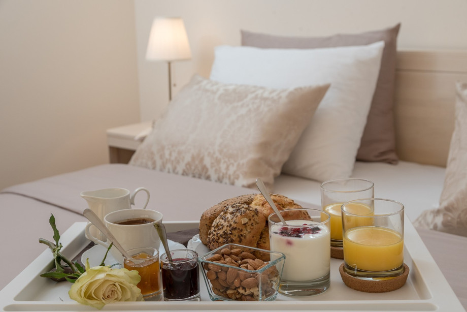 Next to the living area is also a Bedroom No3 with super king-size bed 200cm x 210cm