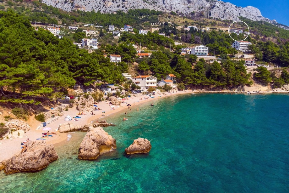 Villa is located in old part of village Mimice only 1km to the beach (200m air distance)