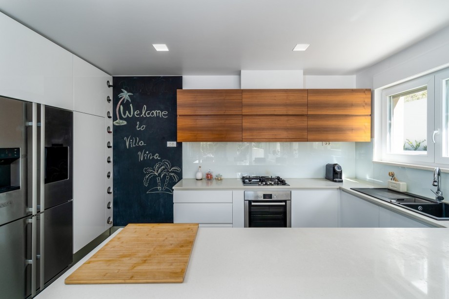 A fully equipped and airconditioned kitchen with all the needed amenities