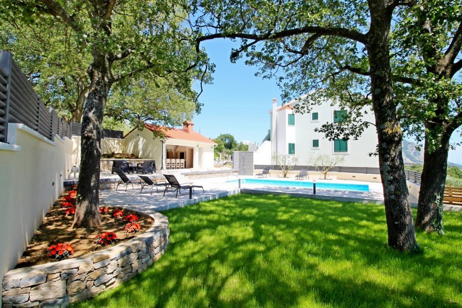 Perfect private outdoor area, come and enjoy what Villa Škura offers