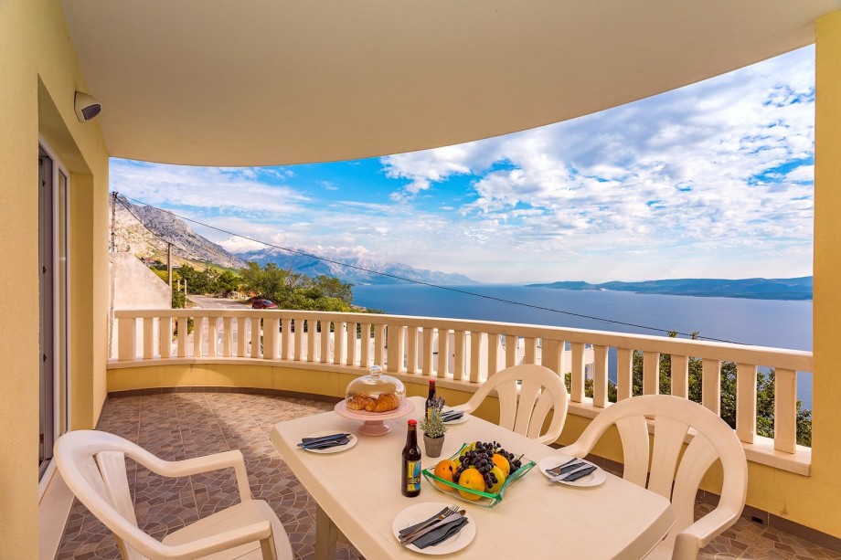 Amazing panoramic sea and island views from the terrace with balcony furniture