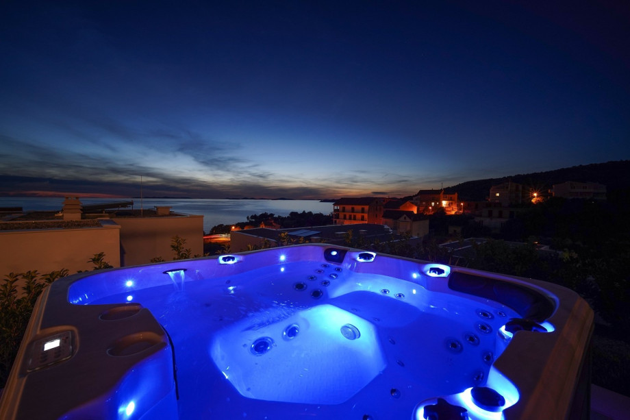 New! Seaview Villa Dolac with heated pool, a Hot tub, Finnish sauna
