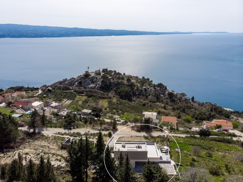 Villa BAMM is located only 3km from Omiš
