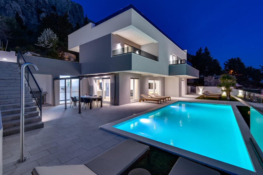 Villa BAMM can accommodate 10 people