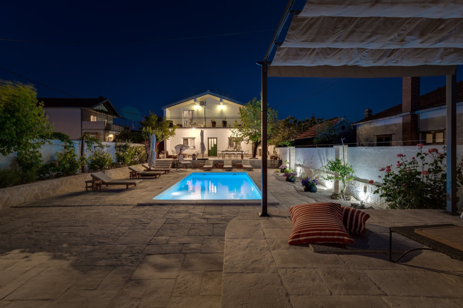 Villa Little Paradise is a cute accommodation, very stylish and cozy for a perfect and relaxing family holiday