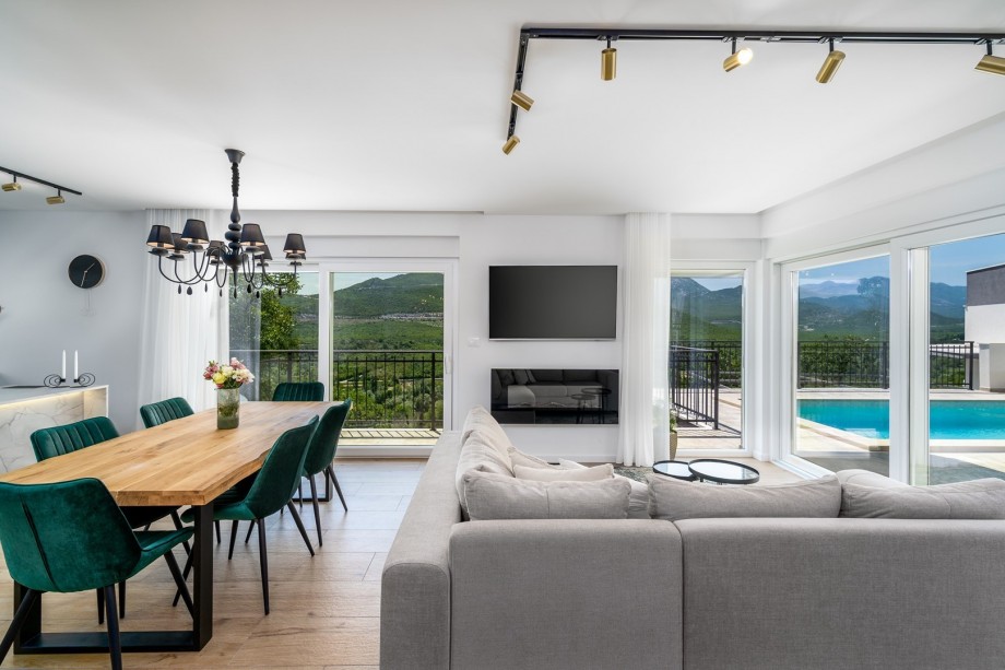 Very stylish decorated living area (40sqm) that is fully air - conditioned