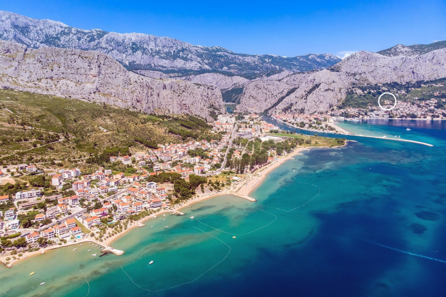 Marked position of the Villa, located 1,5km from the beach