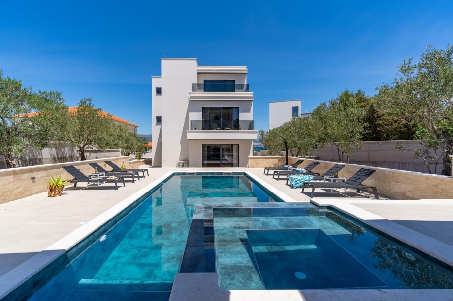 Villa Lady Maris is a newly built property that offers a very comfortable and spacious interior of 360sqm