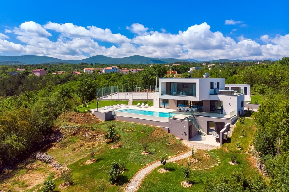 Villa is settled on 10000 sqm plot