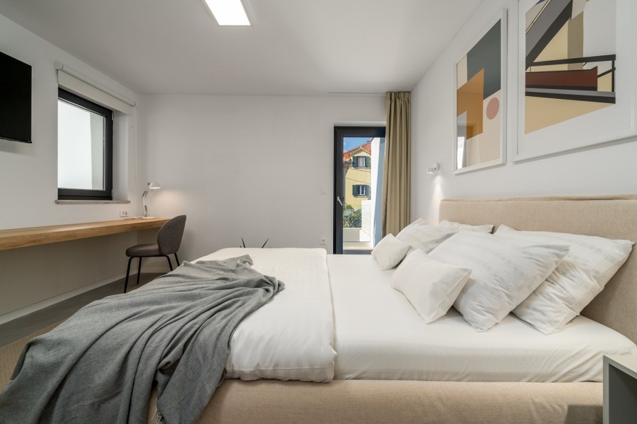 Bedroom No4 (15,4sqm) with queen size bed 160cm x 200cm, A/C, TV