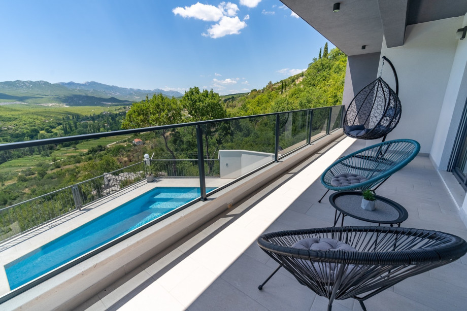 Feel a real rural way of life, in a very peaceful environment