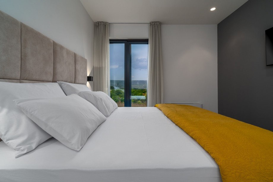 All bedrooms are air-conditioned