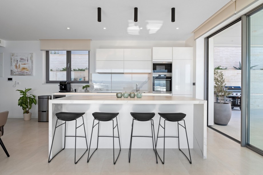 A fully equipped kitchen with all the needed amenities a modern guest needs for a comfortable stay