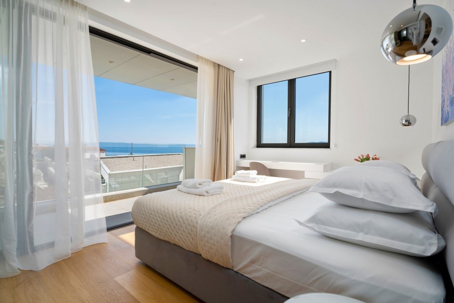 Bedroom No2 (26sqm) with a Super king size bed 210x200cm, TV, A/C, first floor