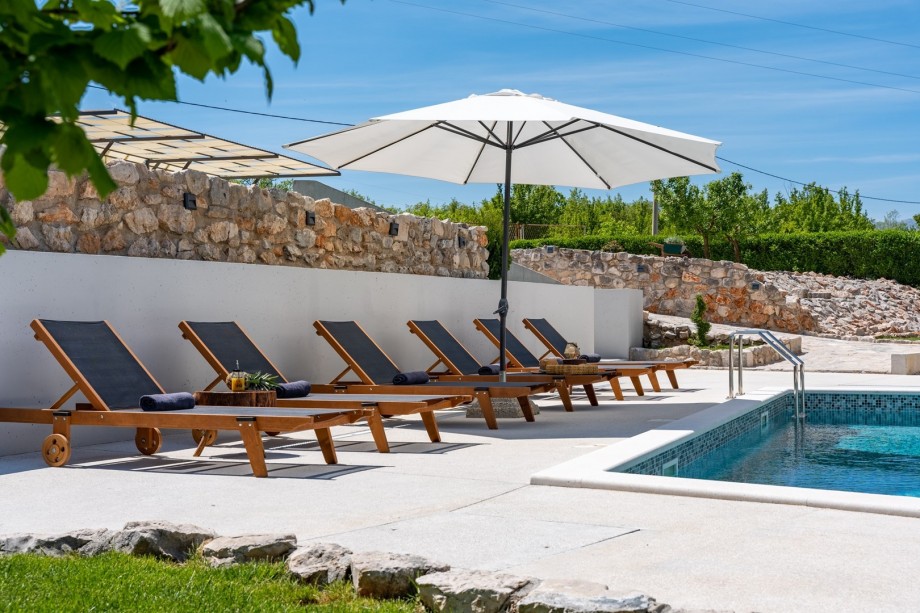 The villa offers wonderful undisturbed views of nature and fields