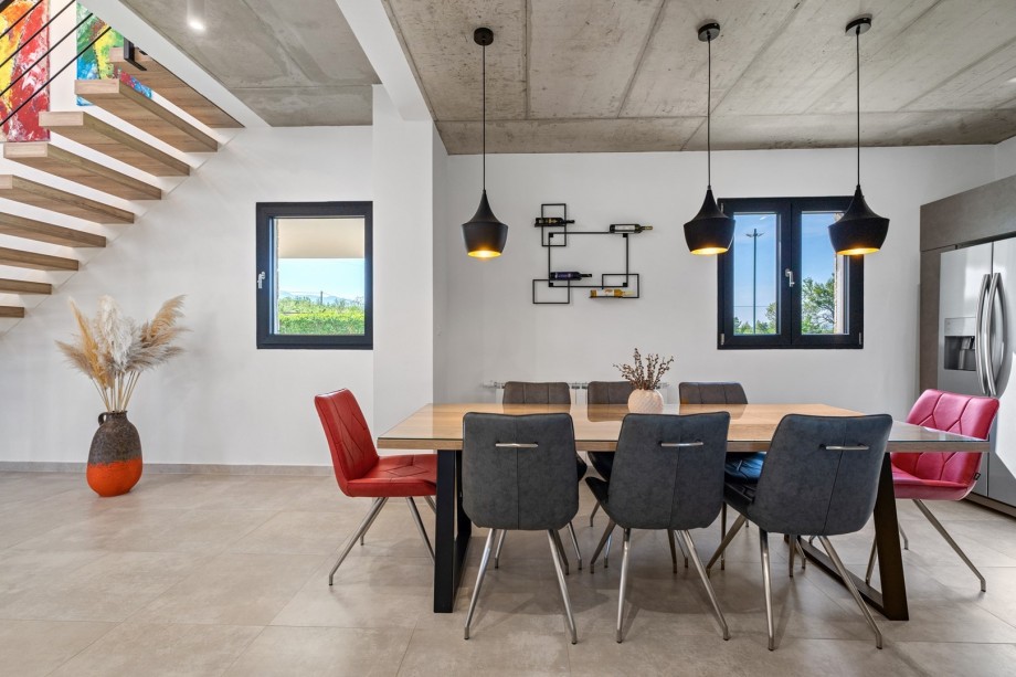 From the hallway you step on two spacious terraces