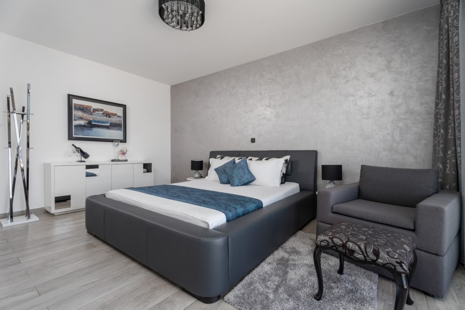 Bedroom No4 has an exit to the terrace with sea view