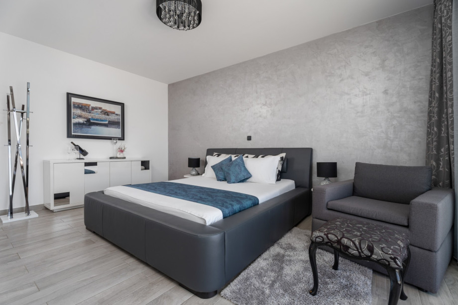 Bedroom No4 has an exit to the terrace with sea view